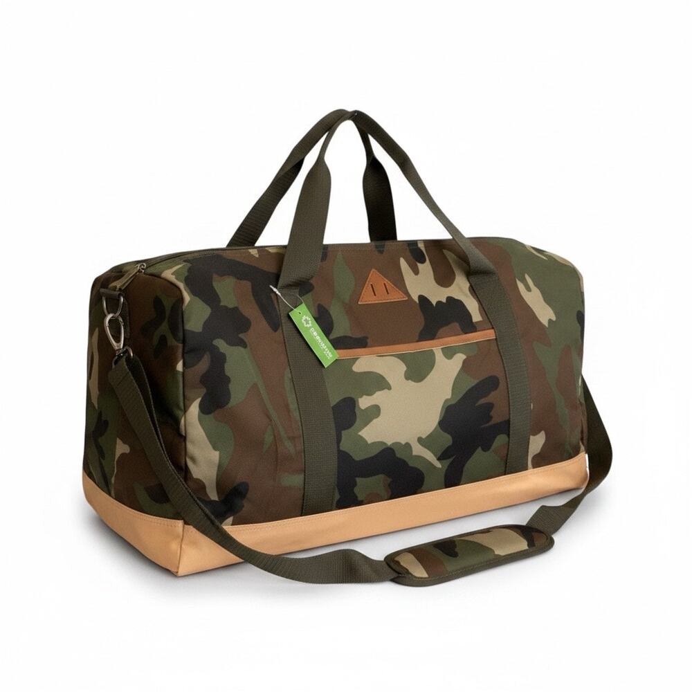 NWT Travelwell Epic Classic Green Woodland Camo Duffel